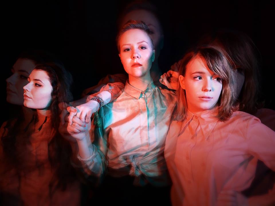 TRACK REVIEW: Electric Tiffany –&nbsp;Follow