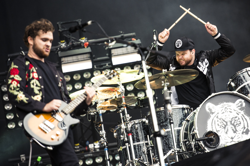 Track Review: Hook, Line and Sinker by Royal&nbsp;Blood