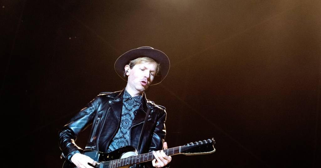 Track Review: Beck – Dear&nbsp;Life